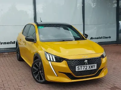 Usado Peugeot 208 Premium 100 HP (73 kW) 2023 Amarelo Citadino