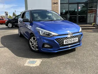 Used Hyundai i20 84 HP (61 kW) 2020 Blue Hatchback