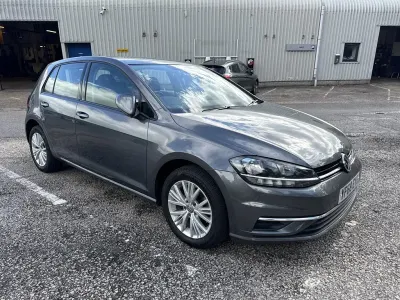 Used VW Golf VII SE 2018 Indium grey Hatchback