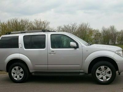 used Nissan Pathfinder 2.5