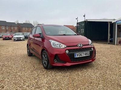 Used Hyundai i10 Premium 87 HP (63 kW) 2017 Red Hatchback