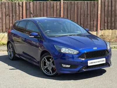 Used Ford Focus ST-Line X 182 HP (133 kW) 2018 Blue Hatchback