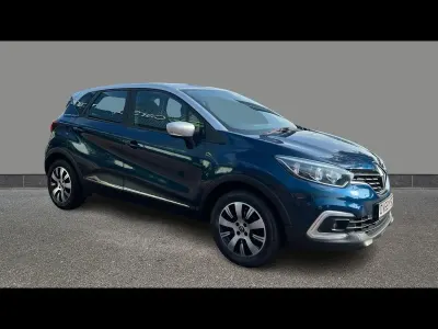 Used Renault Captur Play 90 HP (66 kW) 2018 Blue/silver SUV