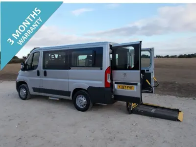 Second-hand Peugeot Boxer 2018 Argintiu Van