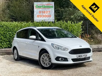 Used Ford S-MAX Zetec 160 HP (117 kW) 2016 White MPV