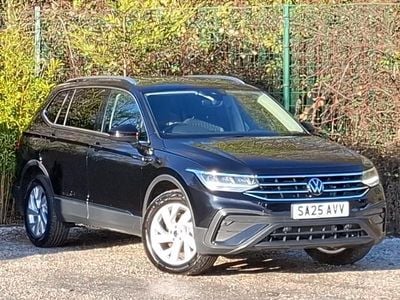 New VW Tiguan Allspace Life 150 HP (110 kW) 2025 Black SUV