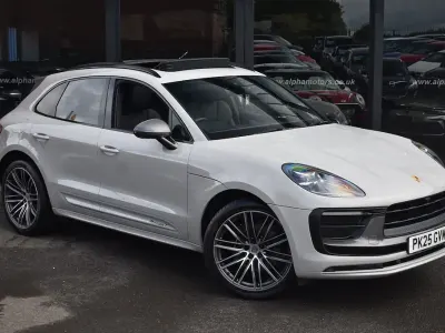 Used Porsche Macan 265 HP (194 kW) 2025 Grey SUV