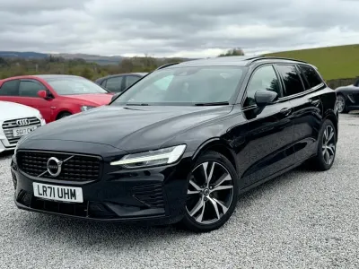 Used Volvo V60 R-Design 340 HP (250 kW) 2021 Black Estate