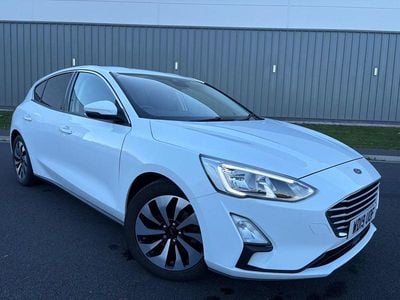 Used Ford Focus Zetec 100 HP (73 kW) 2019 White Hatchback