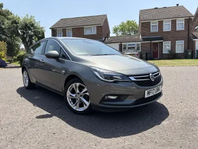 Used Vauxhall Astra SRi 150 HP (110 kW) 2017 Grey Hatchback