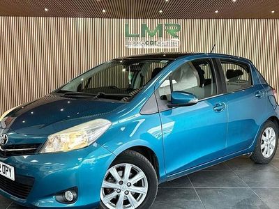 Used Toyota Yaris 101 HP (74 kW) 2012 Blue Hatchback