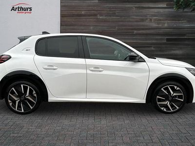 Used Peugeot 208 GT 99 HP (72 kW) 2025 White Hatchback