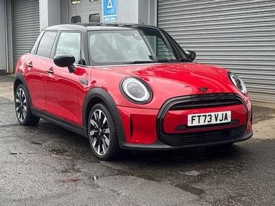 Used Mini Cooper Exclusive 134 HP (98 kW) 2024 Red Hatchback