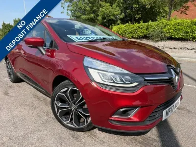 Used Renault Clio Dynamique 90 HP (66 kW) 2017 Red Hatchback