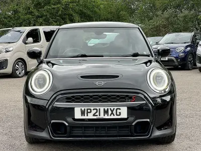 Used Mini Cooper S Exclusive 176 HP (129 kW) 2021 Black Hatchback