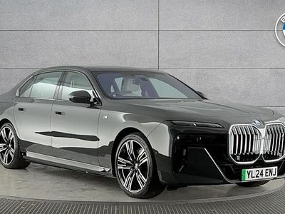 BMW i7