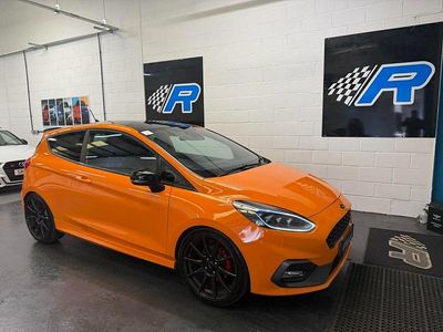 Usado Ford Fiesta Performance Edition 200 CV (147 kW) 2020 Naranja Utilitario