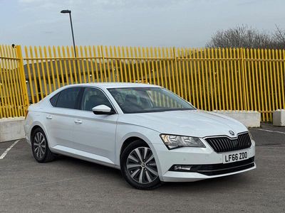 Used Skoda Superb GreenLine 120 HP (88 kW) 2016 White Hatchback