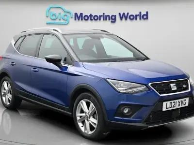 Używany Seat Arona FR 110 KM (80 kW) 2021 Niebieski SUV