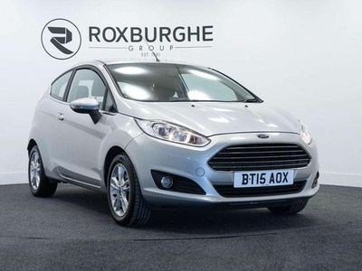 Used Ford Fiesta Zetec 82 HP (60 kW) 2015 Silver Hatchback