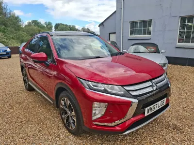 Used Mitsubishi Eclipse 163 HP (119 kW) 2017 Orient red metallic SUV