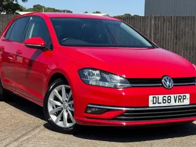 Used VW Golf VII GT 116 HP (85 kW) 2018 Red Hatchback