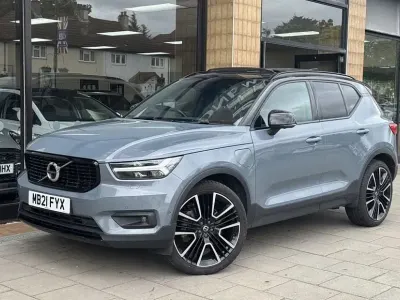Begagnad Volvo XC40 R-Design Pro 2021 SUV