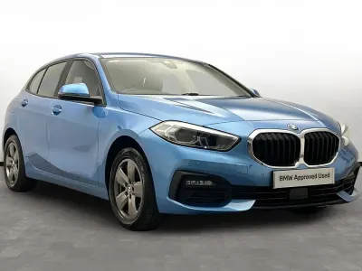 Used BMW 118 Comfort Edition 138 HP (101 kW) 2019 Blue Hatchback