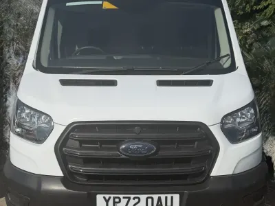 Used Ford Transit 105 HP (77 kW) 2022 White Van
