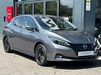 Used Nissan Leaf N-Connecta 108 kW (147 HP) 2023 Grey Hatchback