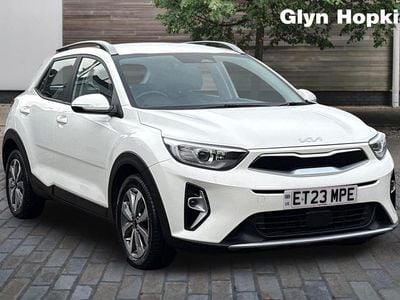 White Used 2023 Kia Stonic SUV | £14,196 (Fair price)
