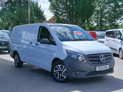 Used Mercedes Vito Progressive 114 HP (83 kW) 2021 White Van