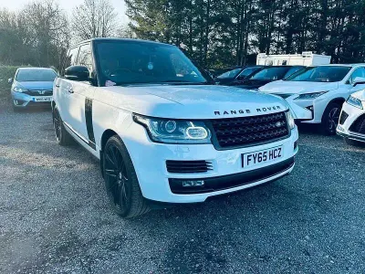 Begagnad Land Rover Range Rover Vogue 258 HK (189 kW) 2015 Vit SUV