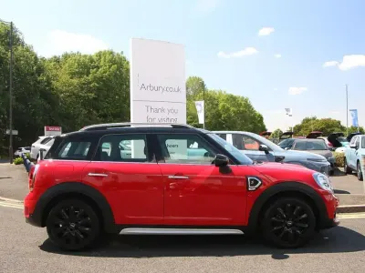 Used Mini Cooper S Countryman 189 HP (139 kW) 2018 Red SUV