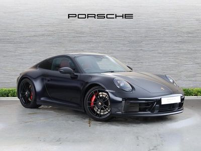Porsche 911 Carrera 4 GTS