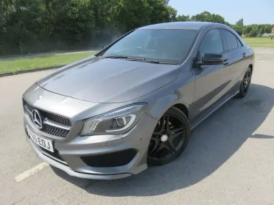 Usado Mercedes CLA220 AMG 2015 Cinzento Sedan