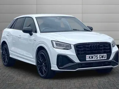 Used Audi Q2 Black Edition 148 HP (108 kW) 2025 Glacier white SUV