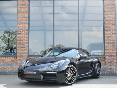 Usado Porsche 718 Cayman 300 HP (220 kW) 2017 Preto Coupé