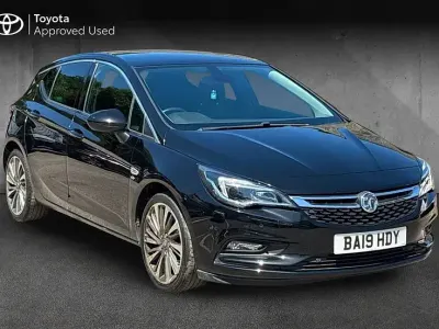 Used Vauxhall Astra Elite 150 HP (110 kW) 2019 Mineral black Hatchback