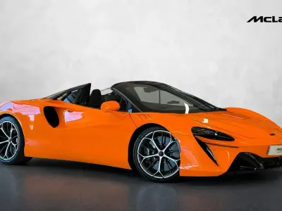 Used McLaren Artura 700 HP (514 kW) 2025 Orange Cabriolet