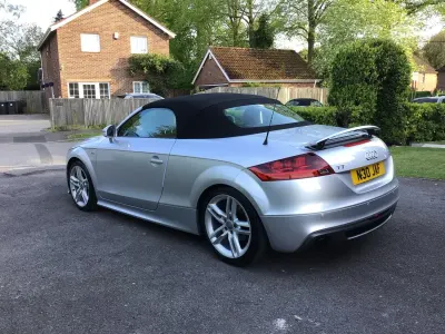Używany Audi TT Roadster S-Line 2014 Srebrny Kabriolet