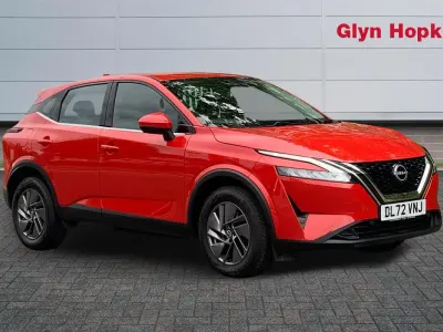 Used Nissan Qashqai Acenta Premium 158 HP (116 kW) 2023 Red SUV