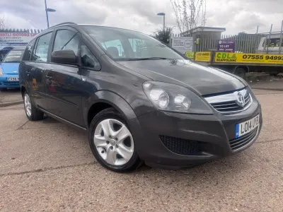 Second-hand Vauxhall Zafira 120 CP (88 kW) 2014 Gri Monovolum