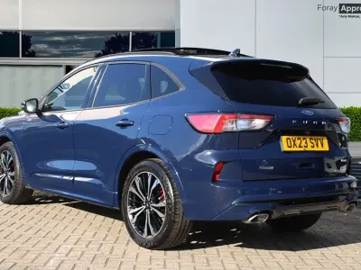 Second-hand Ford Kuga ST-Line X 190 CP (139 kW) 2023 SUV