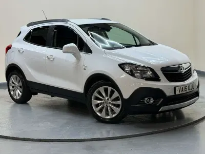 Used Vauxhall Mokka 130 HP (95 kW) 2015 White SUV
