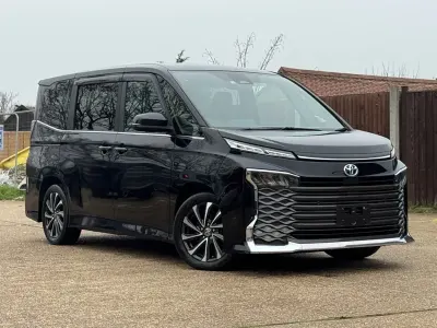 Used Toyota Voxy