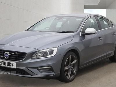 Usado Volvo S60 R-Design 150 HP (110 kW) 2016 Cinzento Sedan