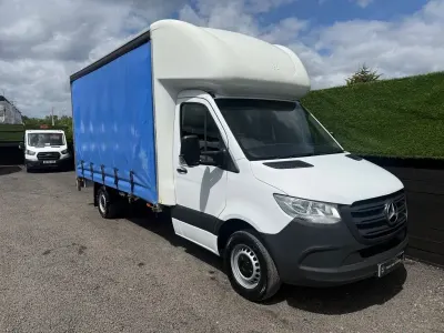 Used Mercedes Sprinter 143 HP (105 kW) 2020 White Van
