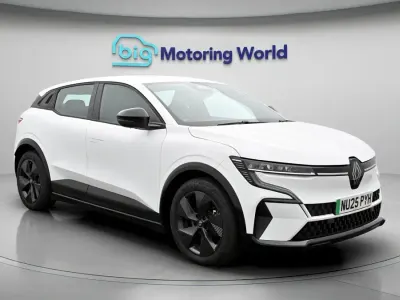 Usado Renault Megane E-Tech Evolution 160 kW (218 HP) 2025 Branco Citadino