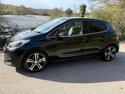Used Peugeot 208 GT-line 110 HP (80 kW) 2017 Black Hatchback